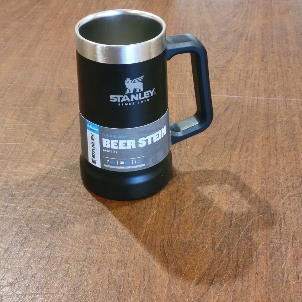 Stanley Vacuum Insulated Stainless Steel Adventure Big Grip Beer 24fl oz New